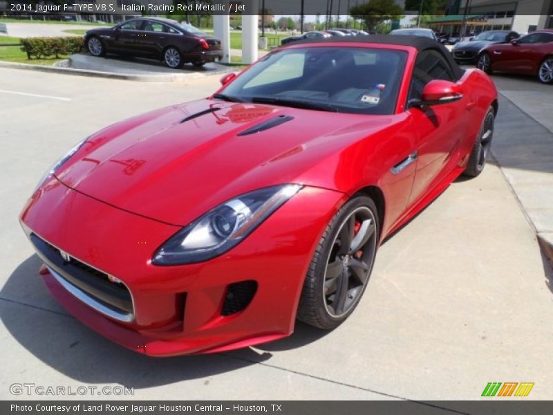 Front 3/4 View of 2014 F-TYPE V8 S