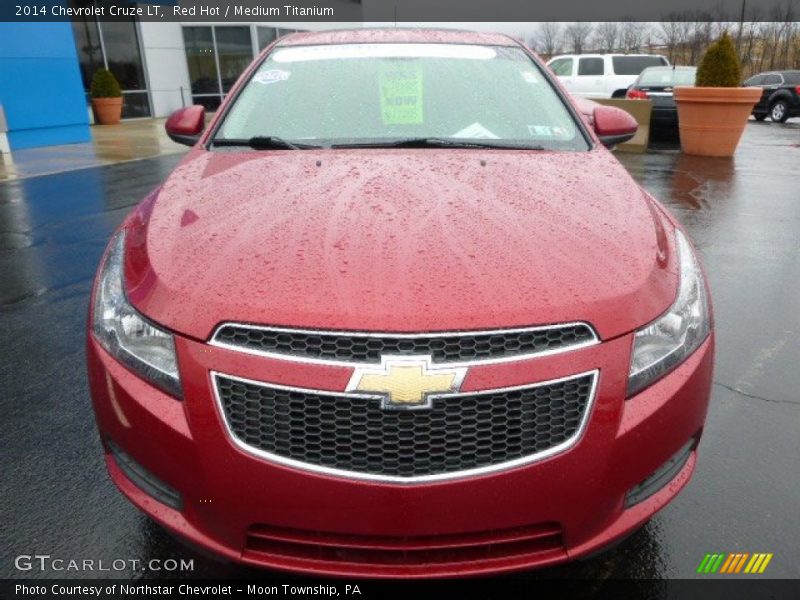 Red Hot / Medium Titanium 2014 Chevrolet Cruze LT