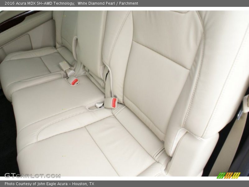 White Diamond Pearl / Parchment 2016 Acura MDX SH-AWD Technology