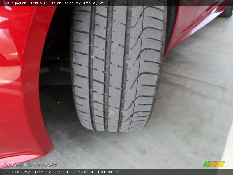 Italian Racing Red Metallic / Jet 2014 Jaguar F-TYPE V8 S