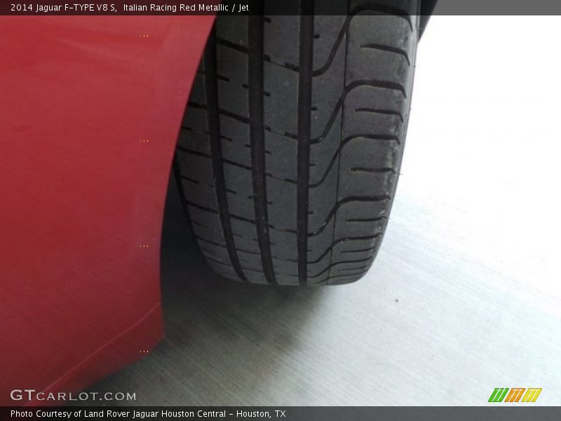 Italian Racing Red Metallic / Jet 2014 Jaguar F-TYPE V8 S