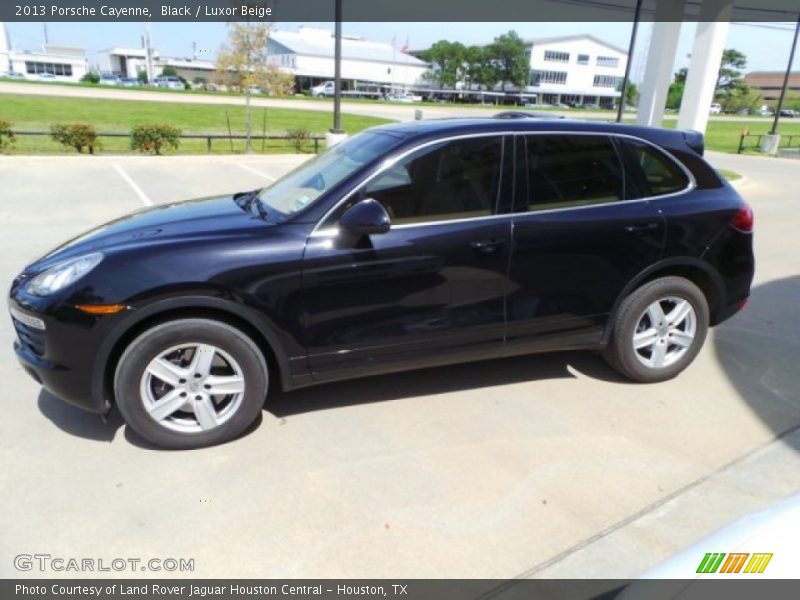 Black / Luxor Beige 2013 Porsche Cayenne