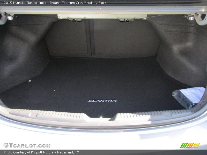 Titanium Gray Metallic / Black 2015 Hyundai Elantra Limited Sedan