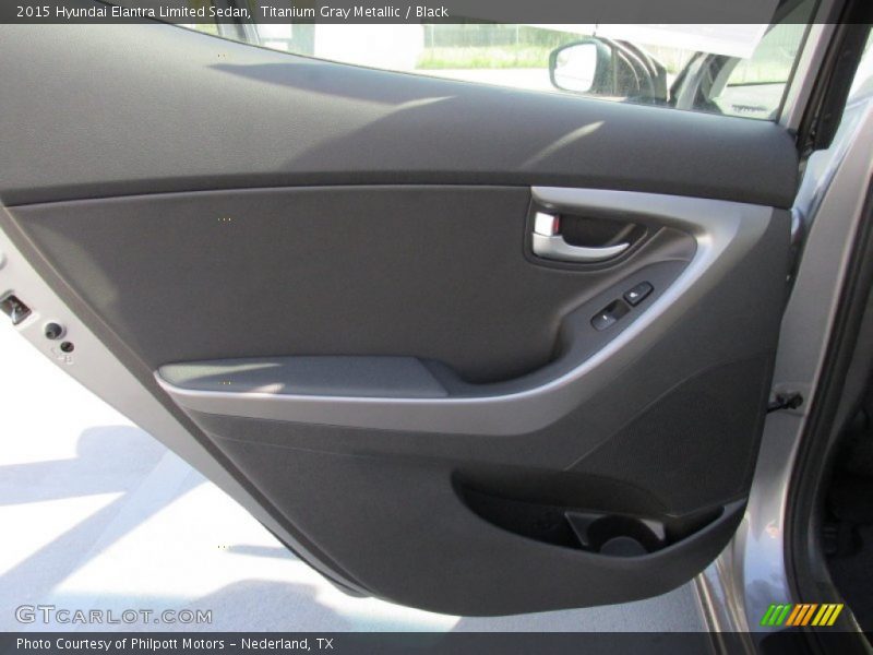 Titanium Gray Metallic / Black 2015 Hyundai Elantra Limited Sedan
