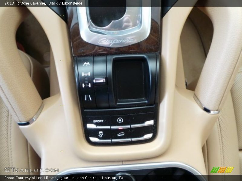 Black / Luxor Beige 2013 Porsche Cayenne