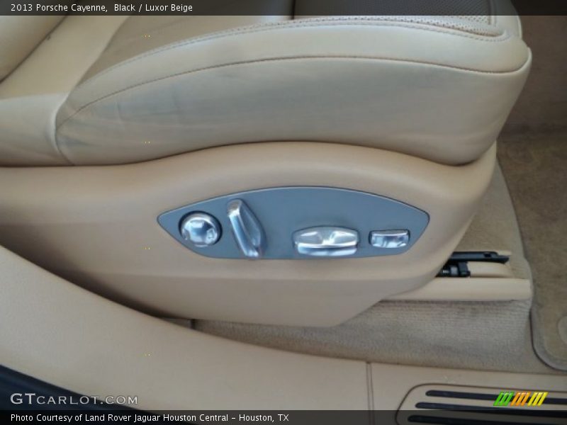 Black / Luxor Beige 2013 Porsche Cayenne