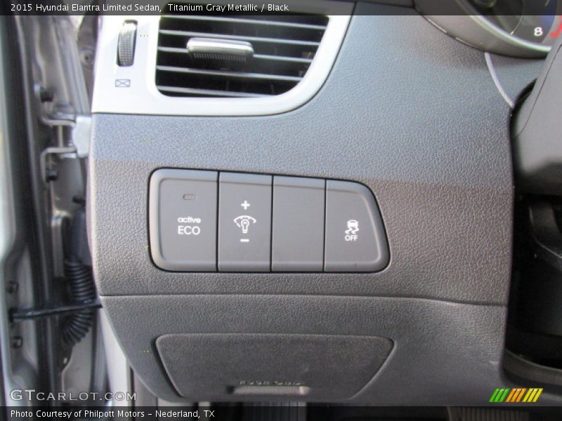 Titanium Gray Metallic / Black 2015 Hyundai Elantra Limited Sedan