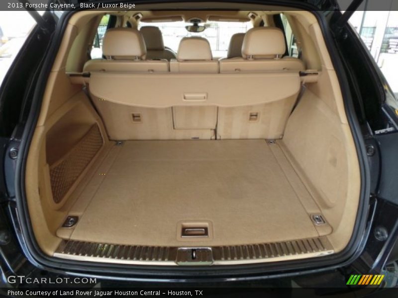 Black / Luxor Beige 2013 Porsche Cayenne