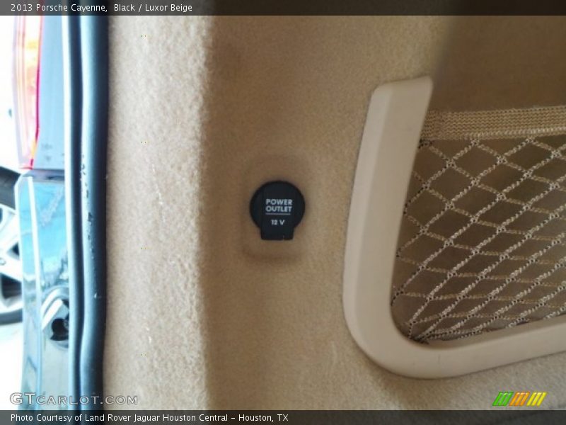 Black / Luxor Beige 2013 Porsche Cayenne