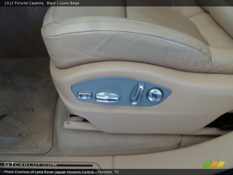 Black / Luxor Beige 2013 Porsche Cayenne