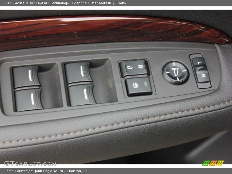 Controls of 2016 MDX SH-AWD Technology