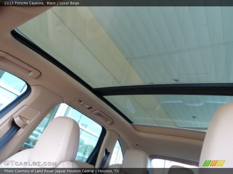 Black / Luxor Beige 2013 Porsche Cayenne