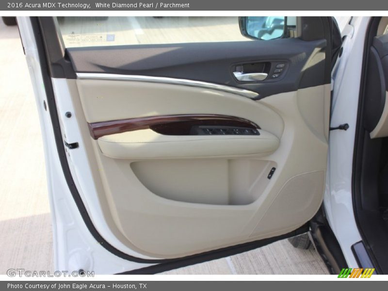White Diamond Pearl / Parchment 2016 Acura MDX Technology