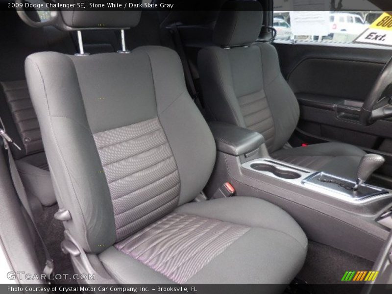 Stone White / Dark Slate Gray 2009 Dodge Challenger SE