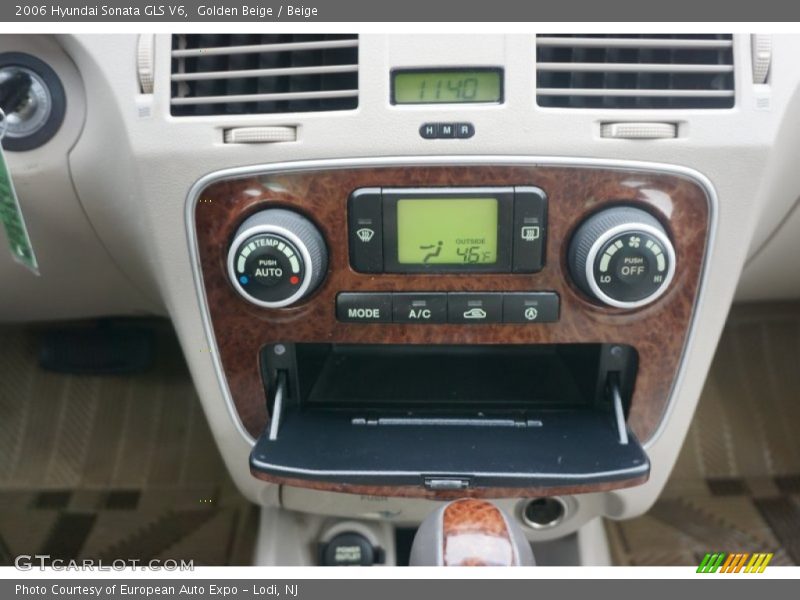 Golden Beige / Beige 2006 Hyundai Sonata GLS V6