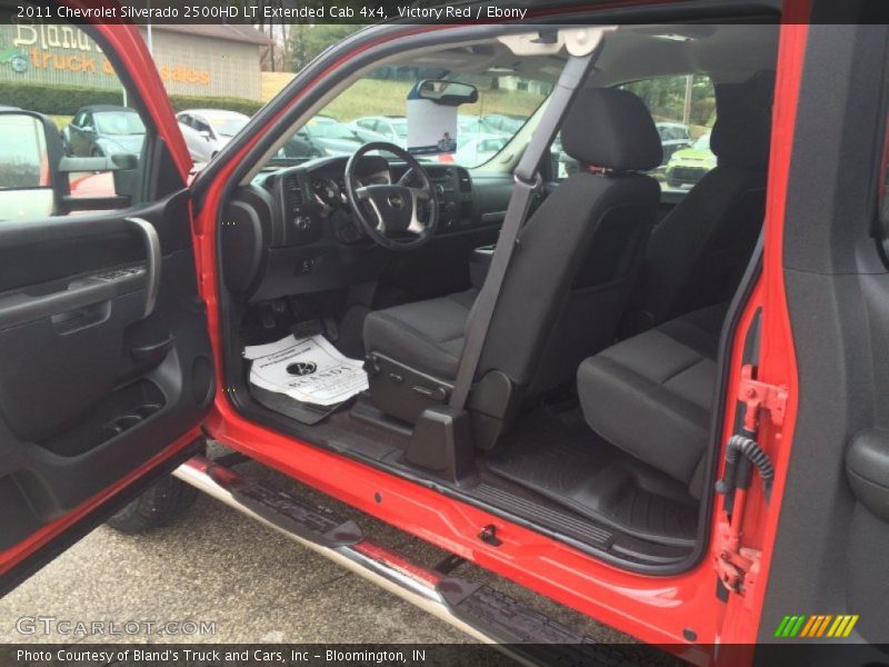 Victory Red / Ebony 2011 Chevrolet Silverado 2500HD LT Extended Cab 4x4