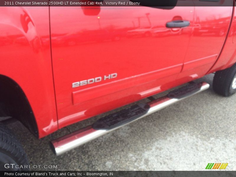 Victory Red / Ebony 2011 Chevrolet Silverado 2500HD LT Extended Cab 4x4