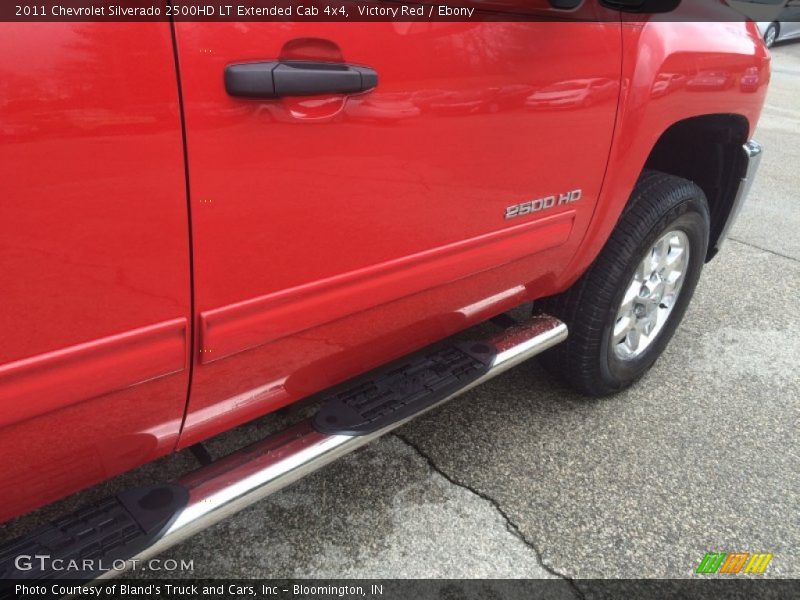 Victory Red / Ebony 2011 Chevrolet Silverado 2500HD LT Extended Cab 4x4