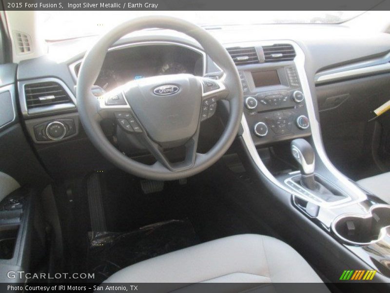 Ingot Silver Metallic / Earth Gray 2015 Ford Fusion S