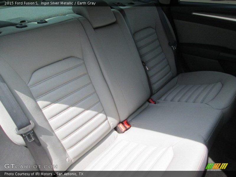 Ingot Silver Metallic / Earth Gray 2015 Ford Fusion S