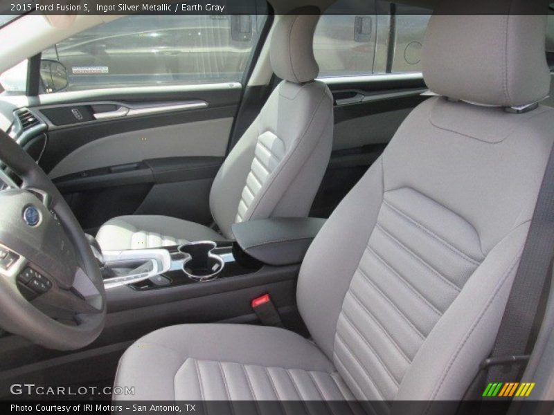Ingot Silver Metallic / Earth Gray 2015 Ford Fusion S