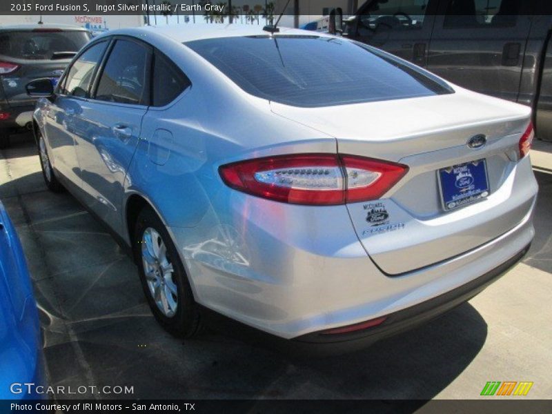 Ingot Silver Metallic / Earth Gray 2015 Ford Fusion S