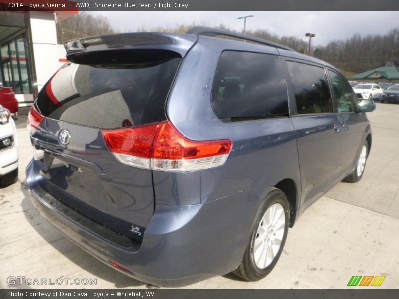Shoreline Blue Pearl / Light Gray 2014 Toyota Sienna LE AWD