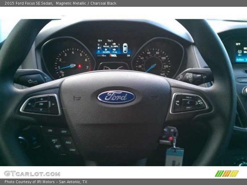 Magnetic Metallic / Charcoal Black 2015 Ford Focus SE Sedan
