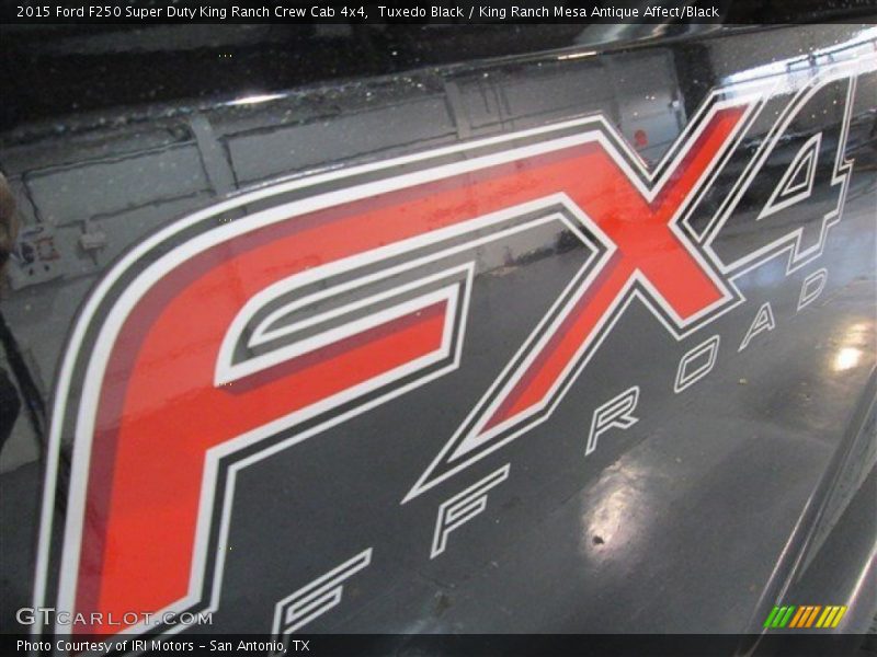 Tuxedo Black / King Ranch Mesa Antique Affect/Black 2015 Ford F250 Super Duty King Ranch Crew Cab 4x4