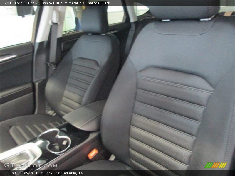 White Platinum Metallic / Charcoal Black 2015 Ford Fusion SE