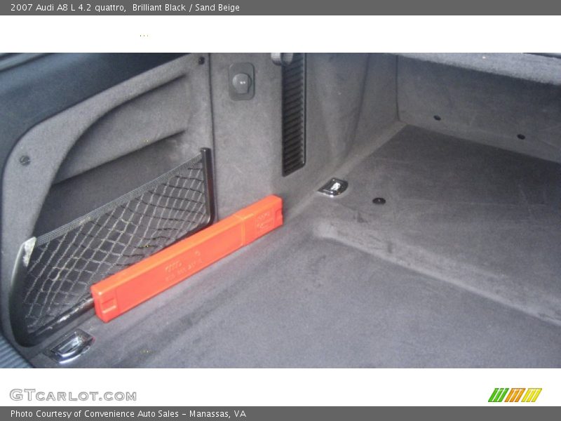 Brilliant Black / Sand Beige 2007 Audi A8 L 4.2 quattro