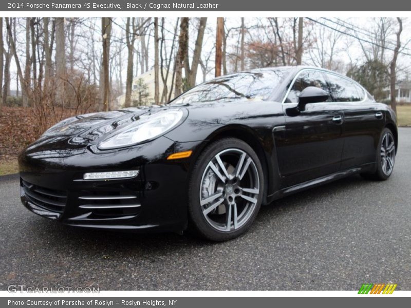 Front 3/4 View of 2014 Panamera 4S Executive