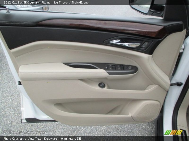 Platinum Ice Tricoat / Shale/Ebony 2012 Cadillac SRX Luxury