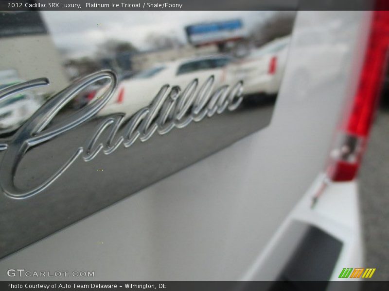 Platinum Ice Tricoat / Shale/Ebony 2012 Cadillac SRX Luxury