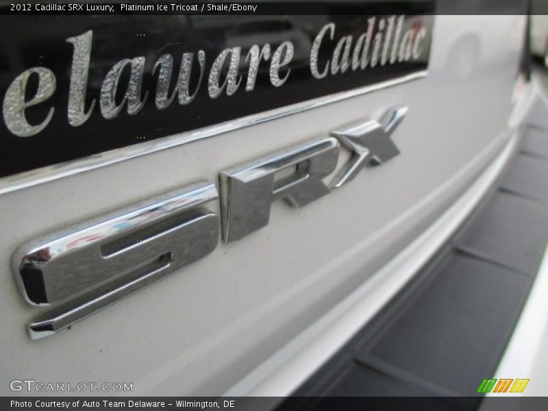 Platinum Ice Tricoat / Shale/Ebony 2012 Cadillac SRX Luxury