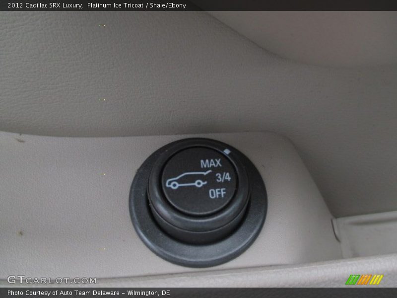 Platinum Ice Tricoat / Shale/Ebony 2012 Cadillac SRX Luxury