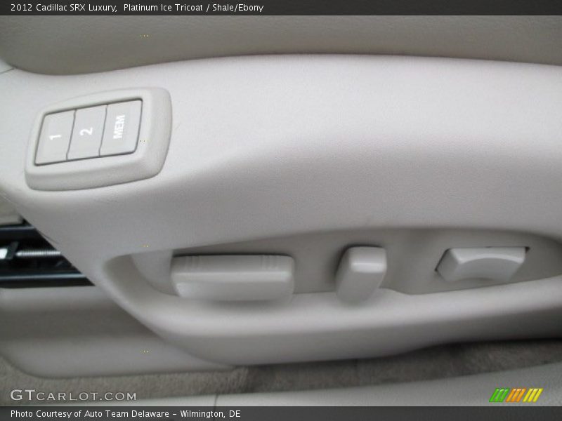 Platinum Ice Tricoat / Shale/Ebony 2012 Cadillac SRX Luxury
