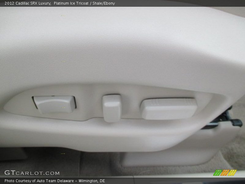 Platinum Ice Tricoat / Shale/Ebony 2012 Cadillac SRX Luxury