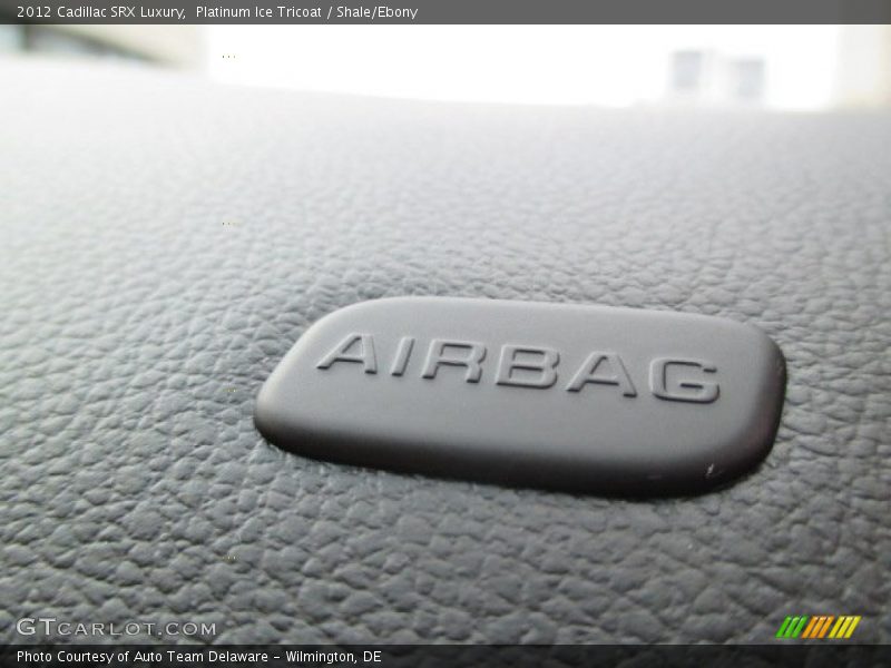 Platinum Ice Tricoat / Shale/Ebony 2012 Cadillac SRX Luxury