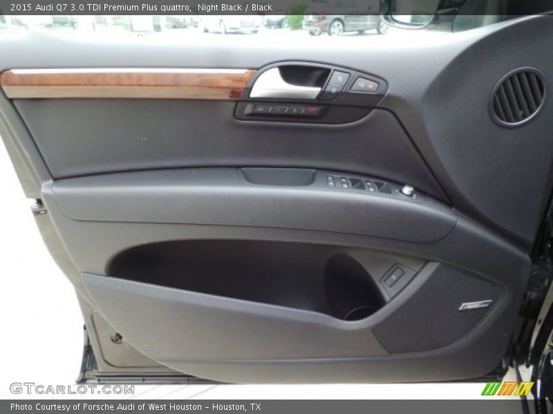 Door Panel of 2015 Q7 3.0 TDI Premium Plus quattro