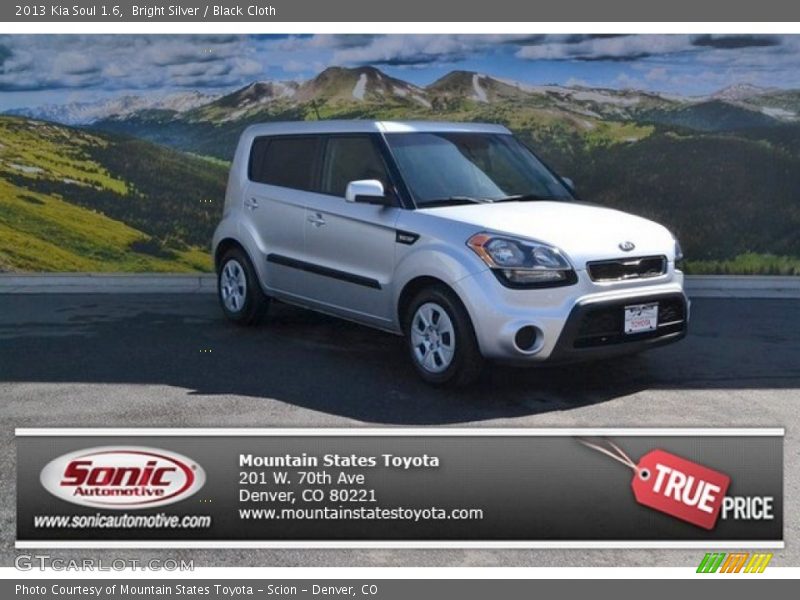 Bright Silver / Black Cloth 2013 Kia Soul 1.6