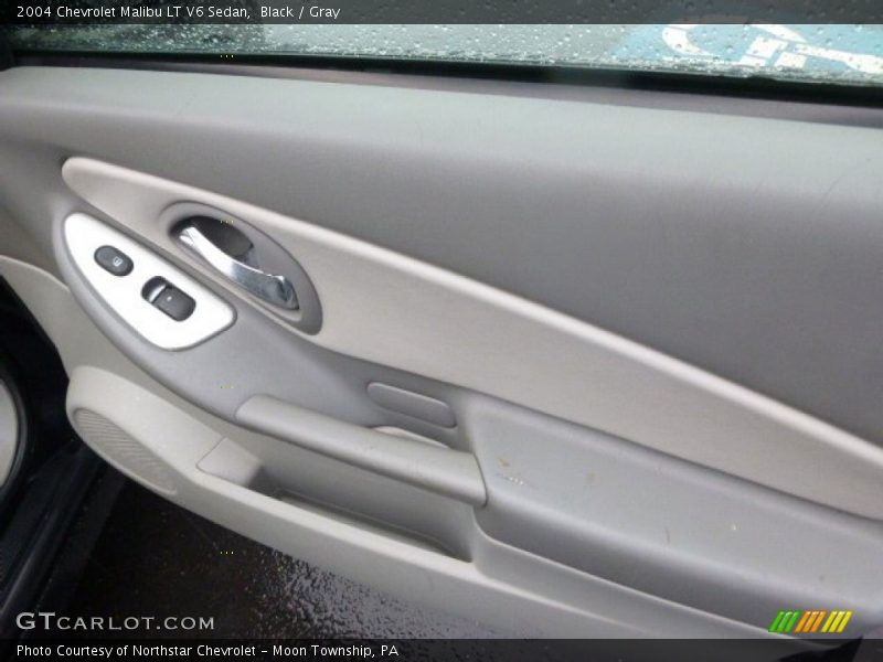 Black / Gray 2004 Chevrolet Malibu LT V6 Sedan