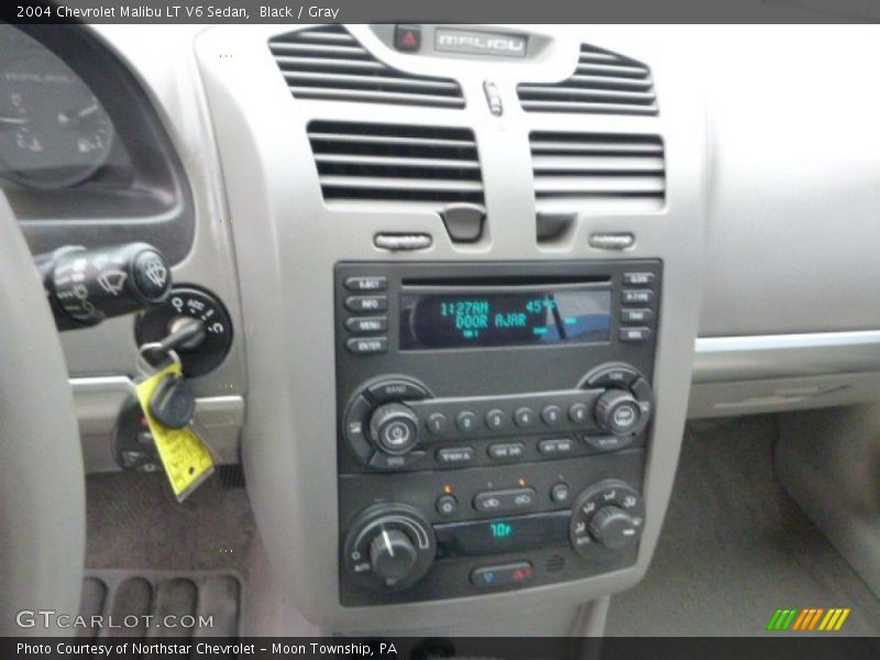 Black / Gray 2004 Chevrolet Malibu LT V6 Sedan