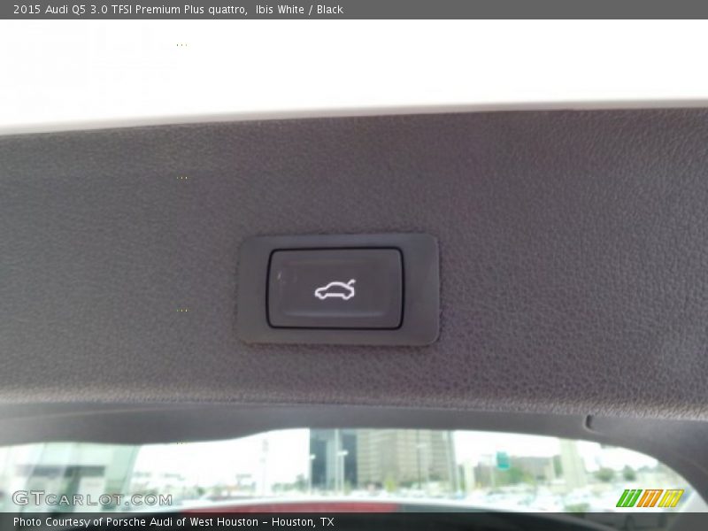 Ibis White / Black 2015 Audi Q5 3.0 TFSI Premium Plus quattro