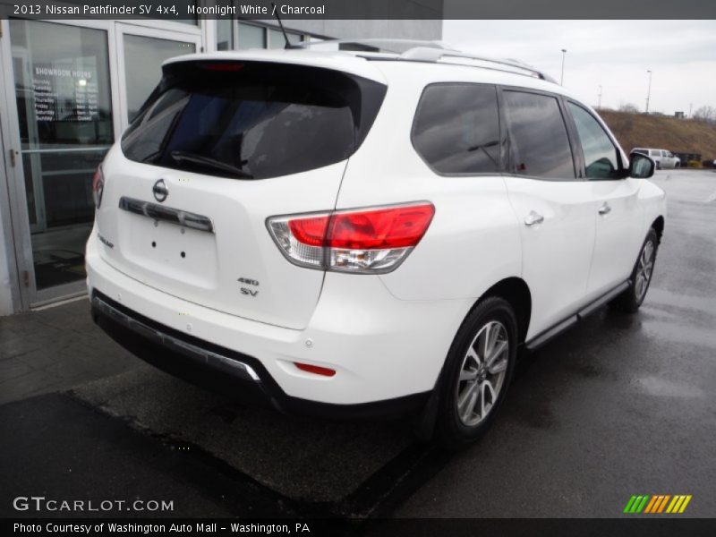 Moonlight White / Charcoal 2013 Nissan Pathfinder SV 4x4