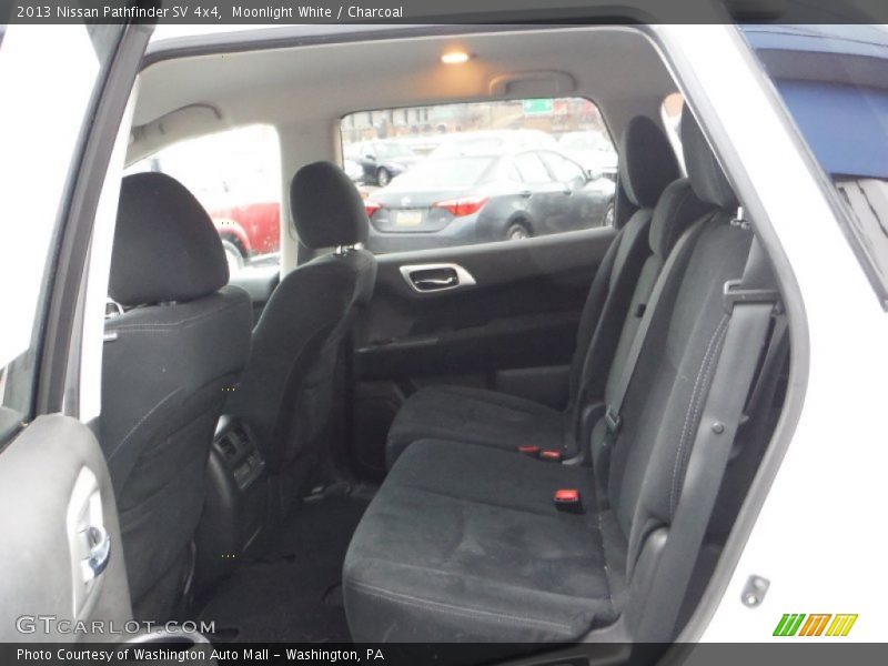 Moonlight White / Charcoal 2013 Nissan Pathfinder SV 4x4