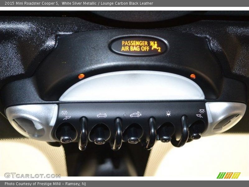 White Silver Metallic / Lounge Carbon Black Leather 2015 Mini Roadster Cooper S