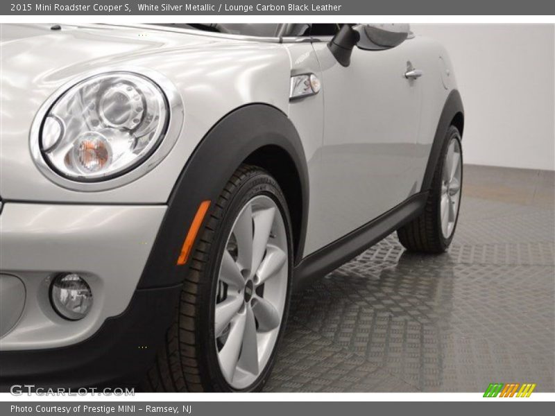 White Silver Metallic / Lounge Carbon Black Leather 2015 Mini Roadster Cooper S