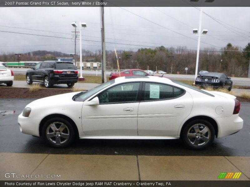 Ivory White / Ebony 2007 Pontiac Grand Prix GT Sedan