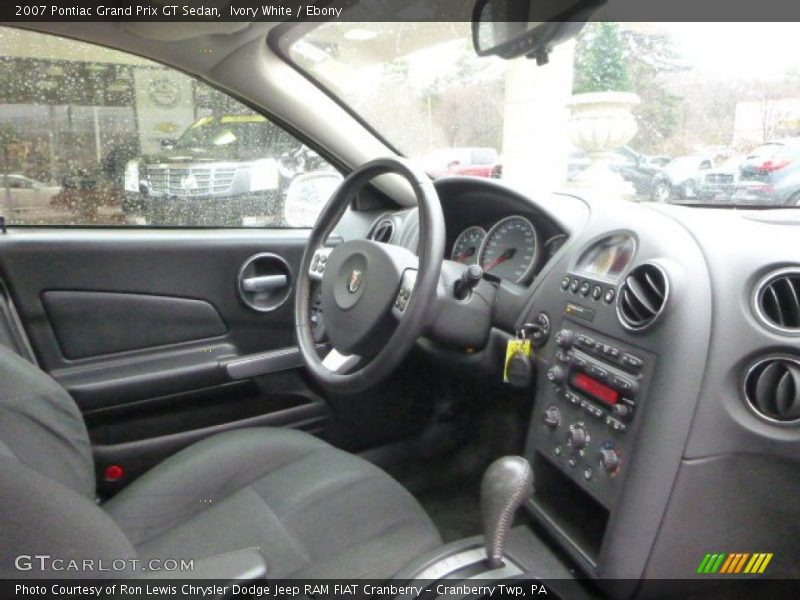 Ivory White / Ebony 2007 Pontiac Grand Prix GT Sedan